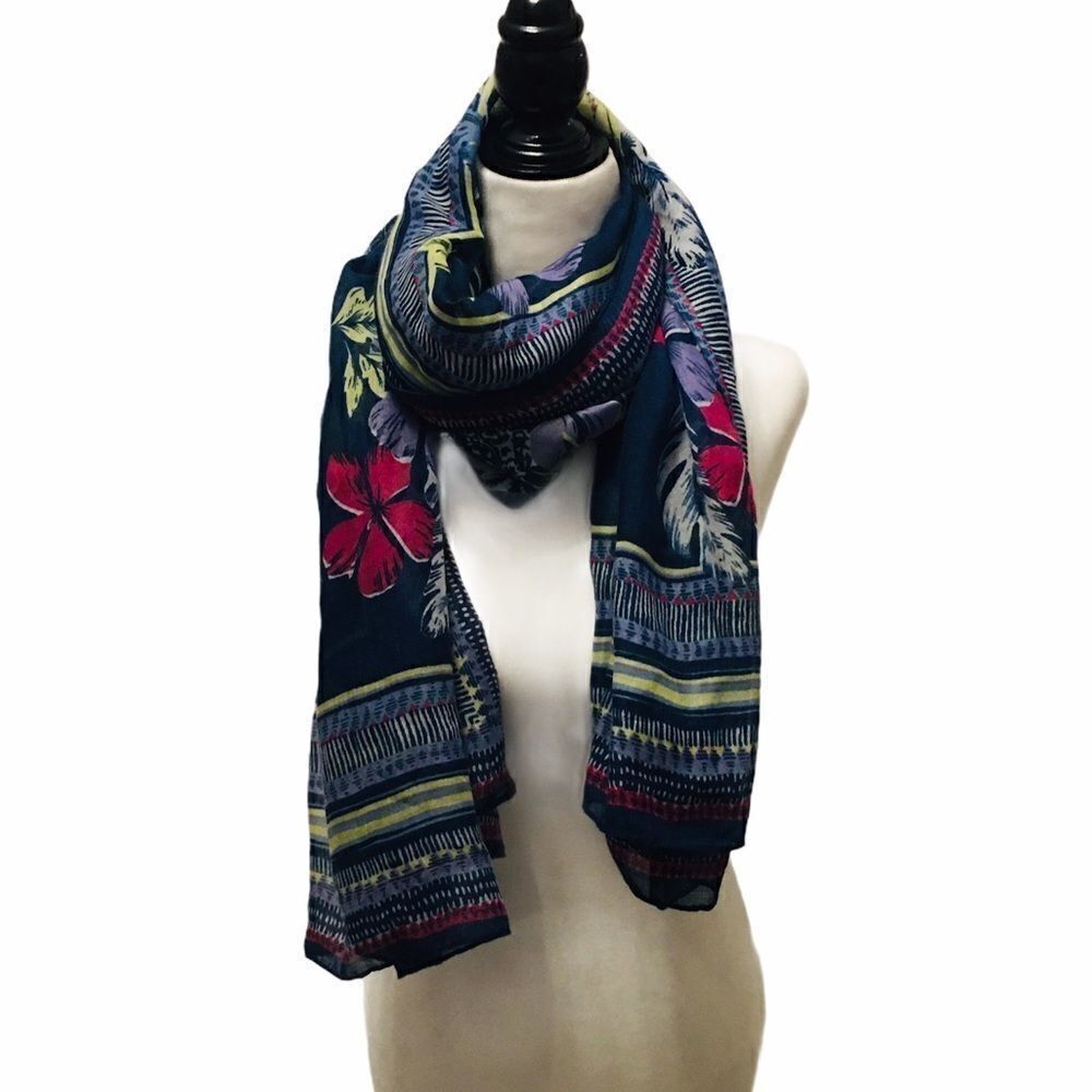 NWOT Navy Hawaiian Floral Print Scarf